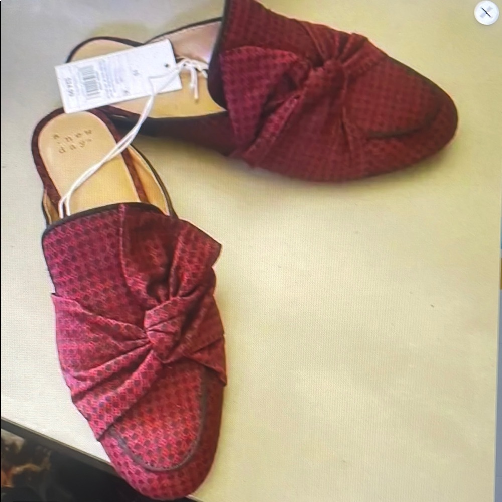 Red Bow Mules by